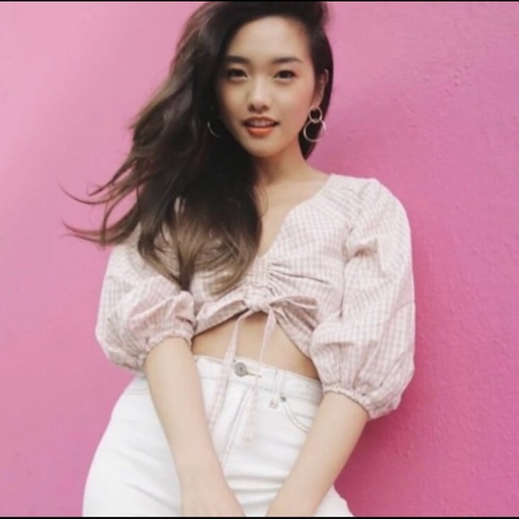 Cinched plaid gingham crop top - Picture 3 of 13